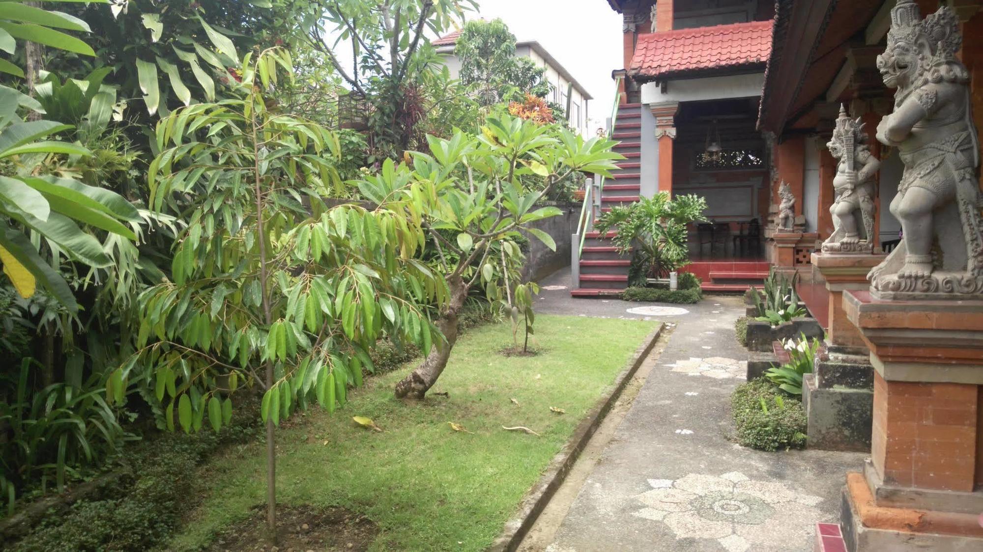 Nyoman Badri Homestay Убуд Екстер'єр фото